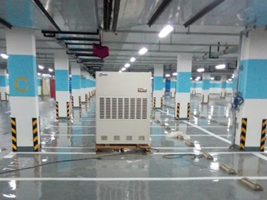 地下車庫環(huán)氧地坪除濕機
