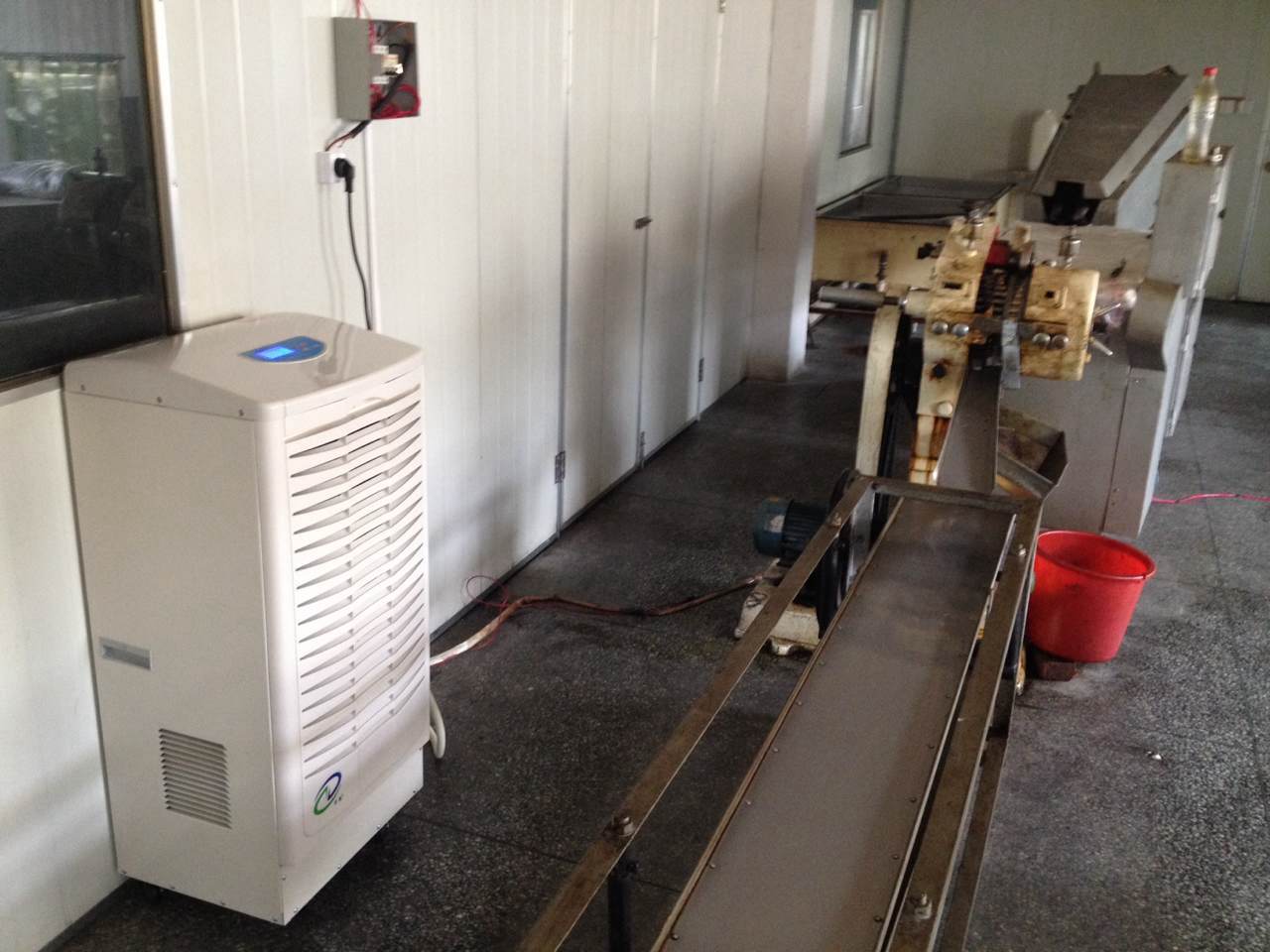 工業(yè)干濕分離機(jī)